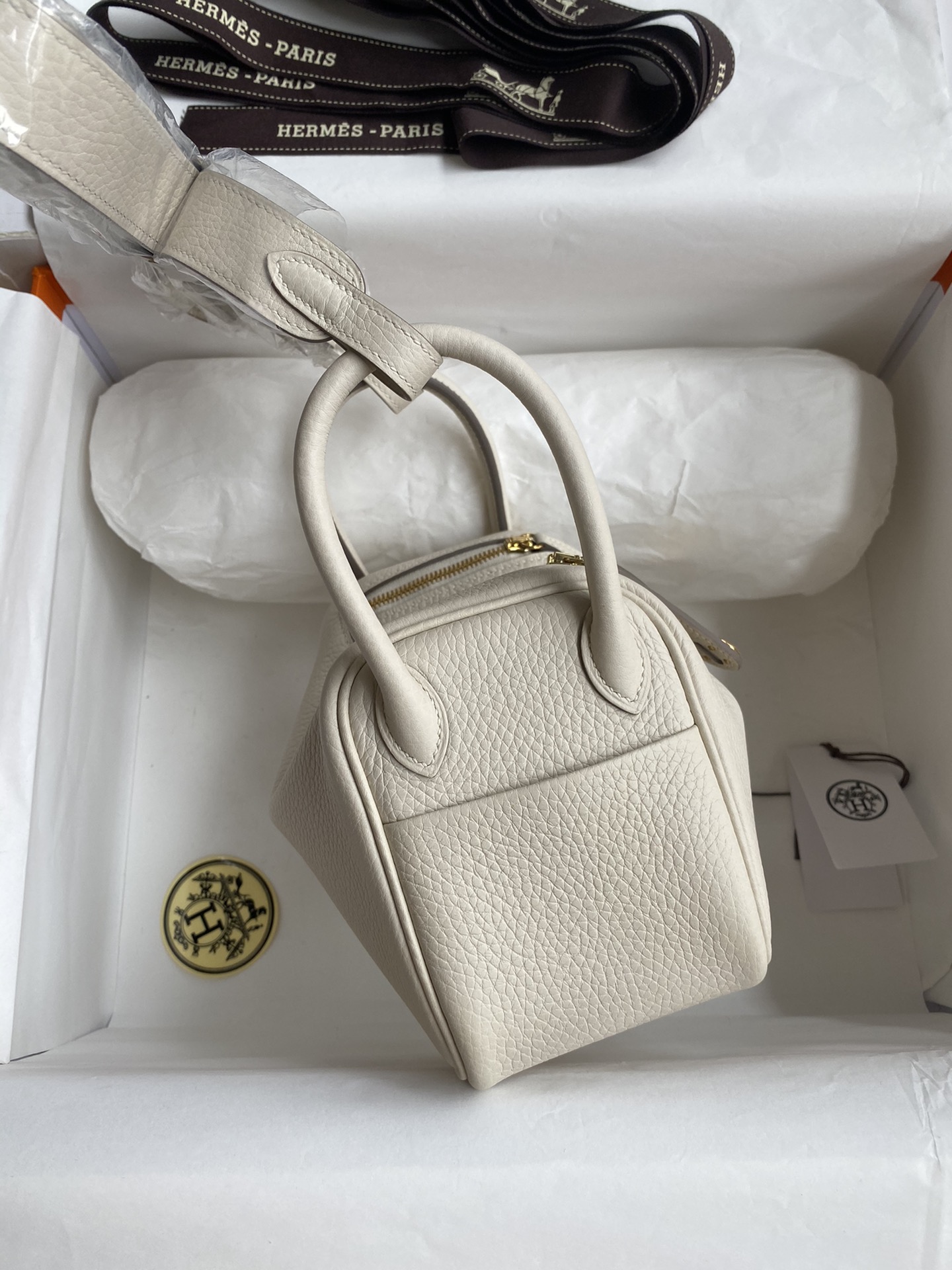 Hermes Mini Lindy 19cm Handbag Shoulder Bag In White Clemence Leather